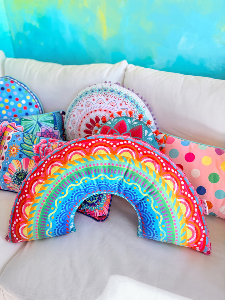 Lieblingskissen – Regenbogen Mandala