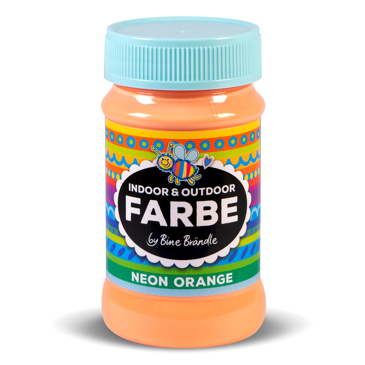 Leuchtend neon orangene Acrylfarbe in Kunststoffflasche für Bastelarbeiten im Innen- und Außenbereich 